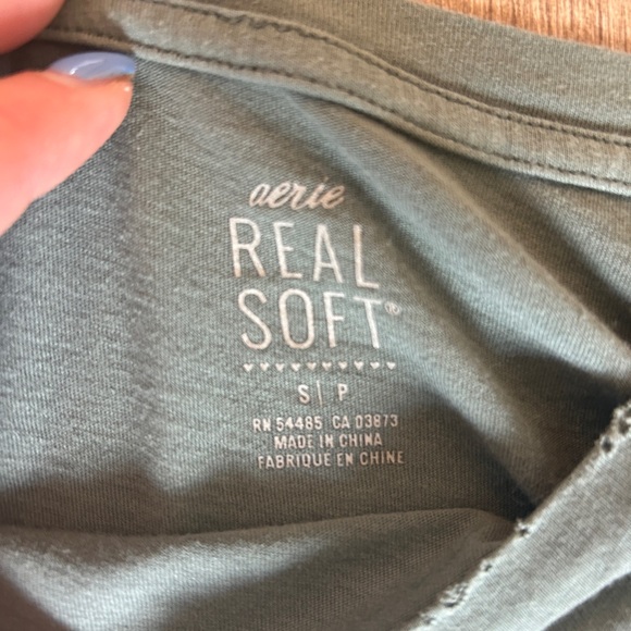 Green aerie tee - Picture 3 of 3